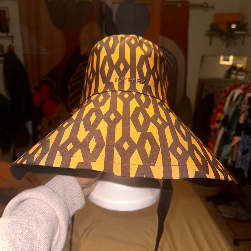 IVY PARK (Adidas) Sun Hat